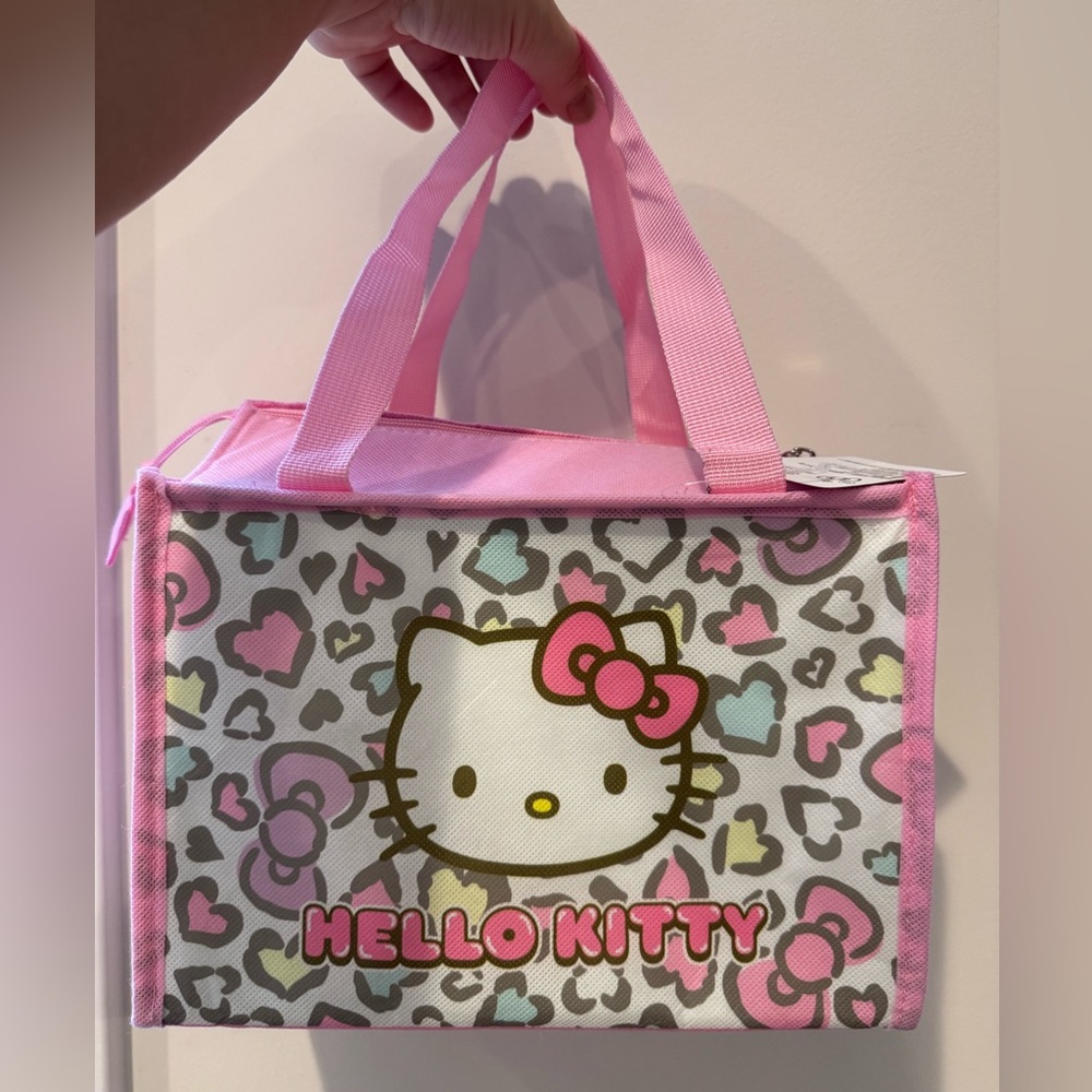 🆕WT Sanrio Hello Kitty Insulated Tote Bag with Handles and Zipper 🐱